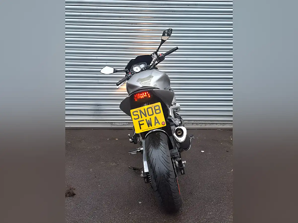 Used 2008 Kawasaki Z Abs Silver - Interior and Exterior details 9