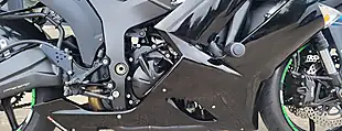 Used 2008 Kawasaki ZX-6R Gloss Black - Interior and Exterior details 4