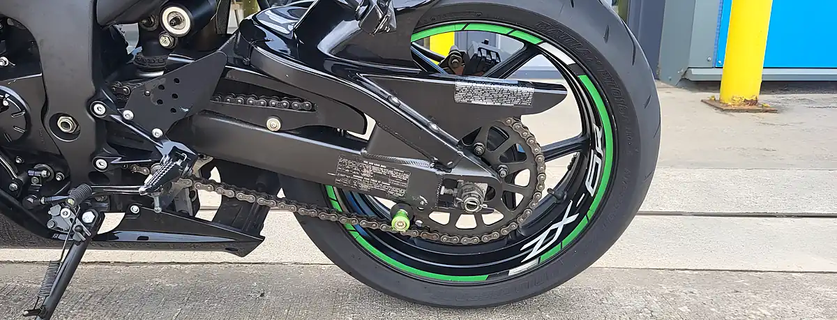 Used 2008 Kawasaki ZX-6R Gloss Black - Interior and Exterior details 8