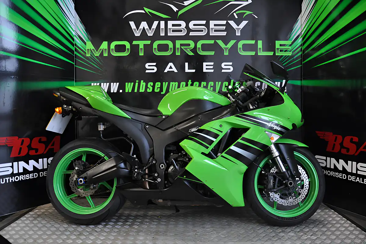 Used 2008 Kawasaki ZX-6R Wibsey Motorcycles Green - Front View