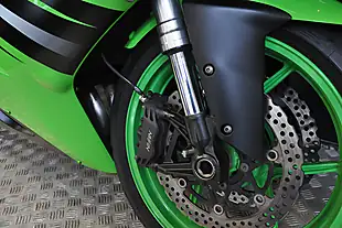 Used 2008 Kawasaki ZX-6R Wibsey Motorcycles Green - Interior and Exterior details 20