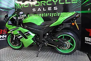 Used 2008 Kawasaki ZX-6R Wibsey Motorcycles Green - Interior and Exterior details 5