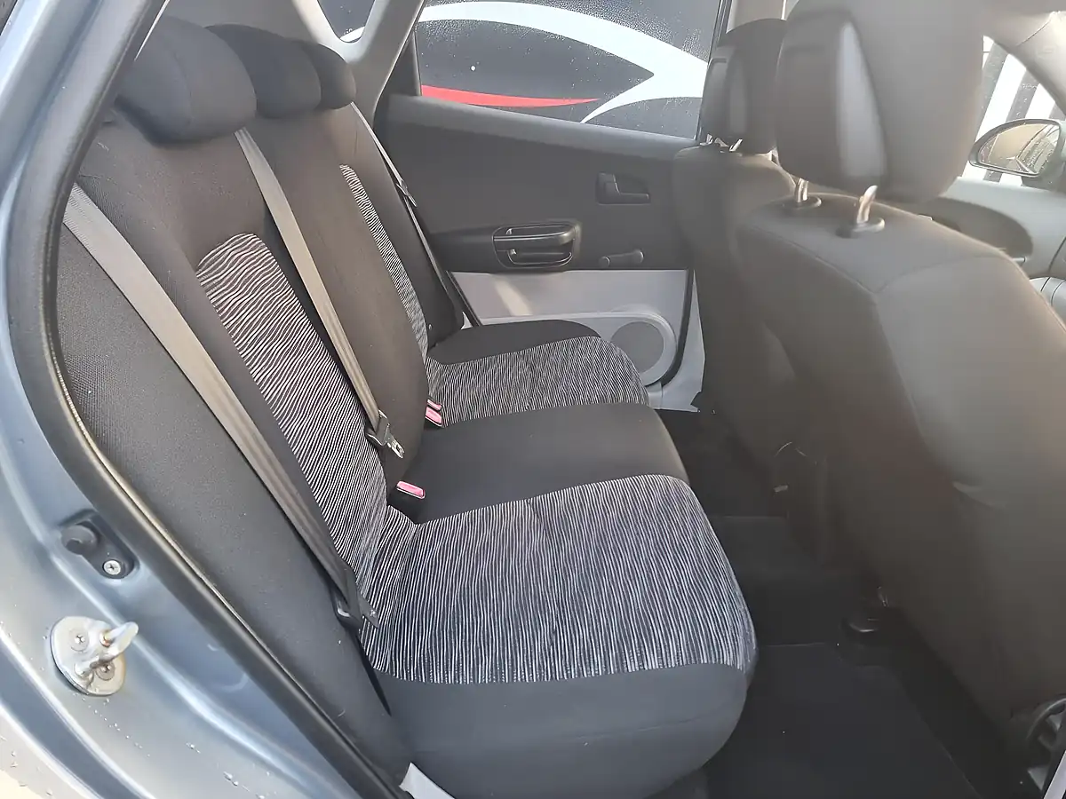 Used 2008 Kia Ceed Gs Blue - Interior and Exterior details 14