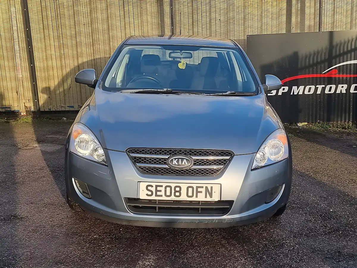 Used 2008 Kia Ceed Gs Blue - Interior and Exterior details 2