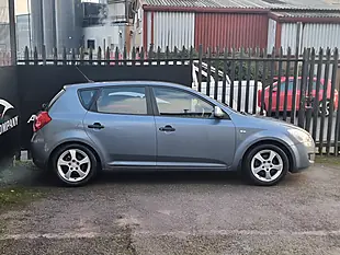 Used 2008 Kia Ceed Gs Blue - Interior and Exterior details 5