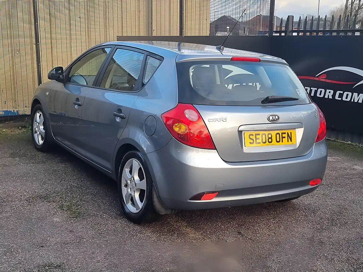 Used 2008 Kia Ceed Gs Blue - Interior and Exterior details 6