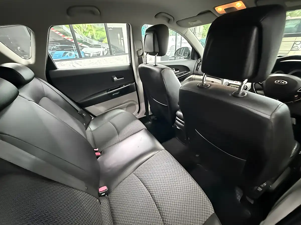 Used 2008 Kia Ceed Ls Grey - Interior and Exterior details 11