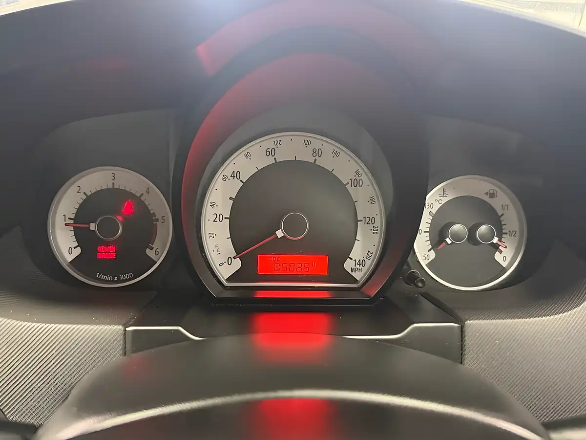 Used 2008 Kia Ceed Ls Grey - Interior and Exterior details 5