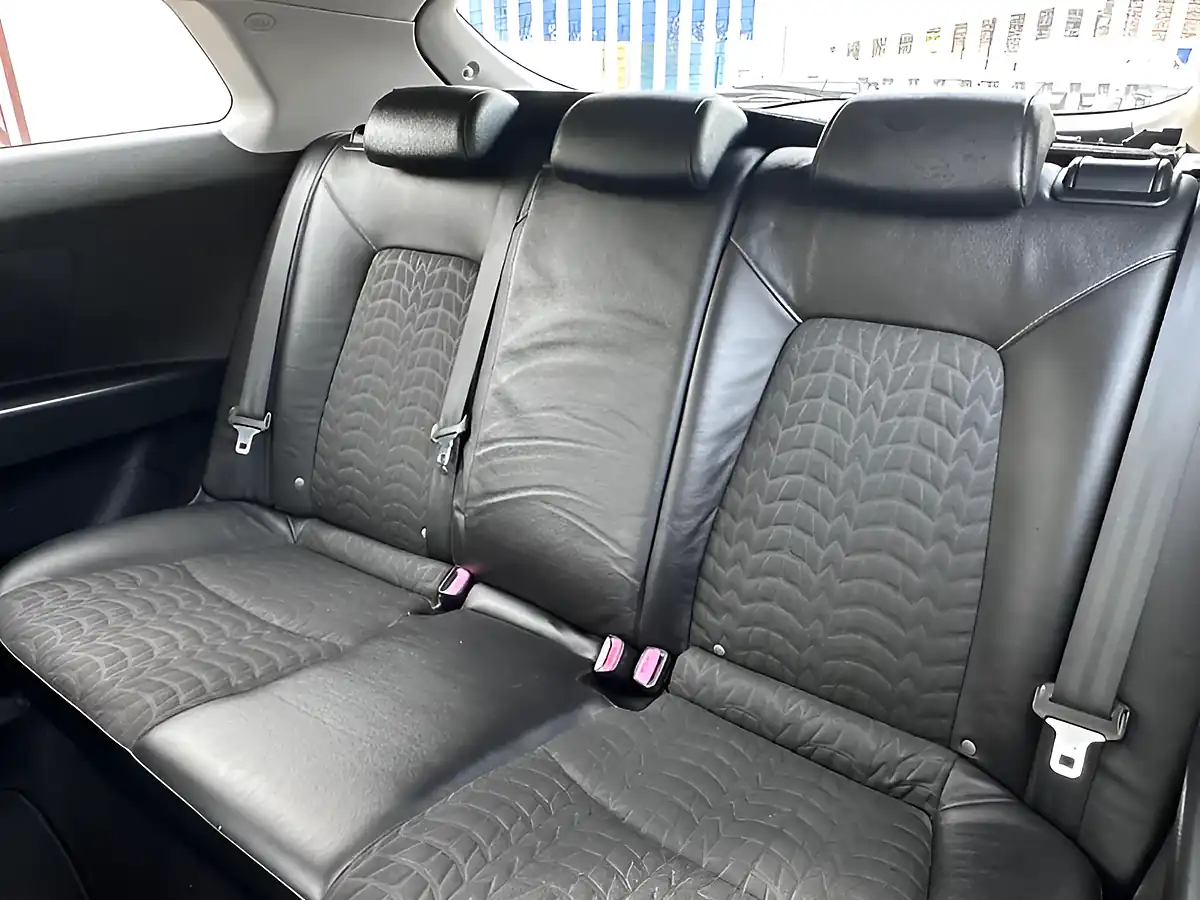 Used 2008 Kia ProCeed 3 Black - Interior and Exterior details 16