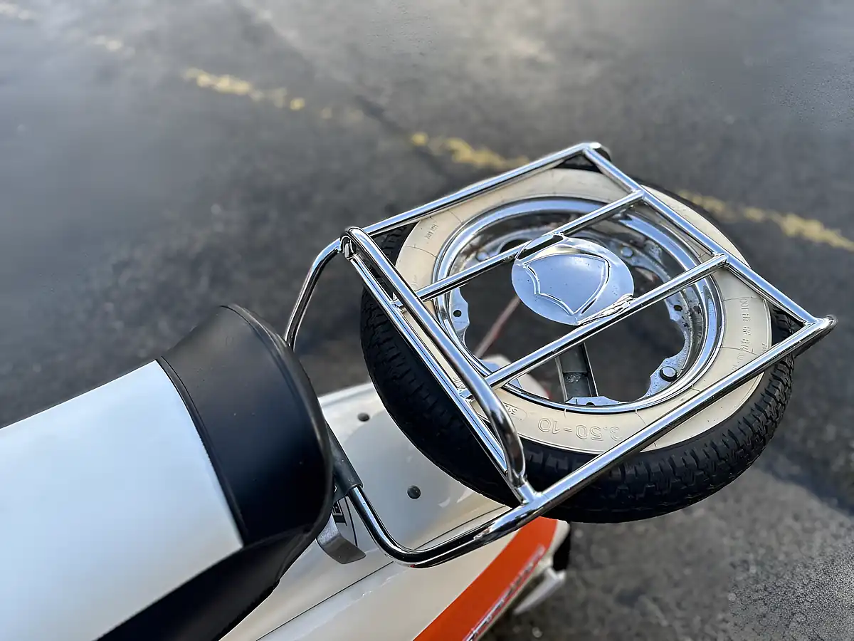 Used 2008 Lambretta Li 125 White/Orange - Interior and Exterior details 14