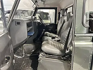 Used 2008 Land Rover Defender 110 High Capacity Double Cab Pick Up 4WD Green - Interior and Exterior details 14