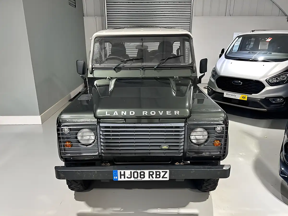 Used 2008 Land Rover Defender 110 High Capacity Double Cab Pick Up 4WD Green - Interior and Exterior details 2