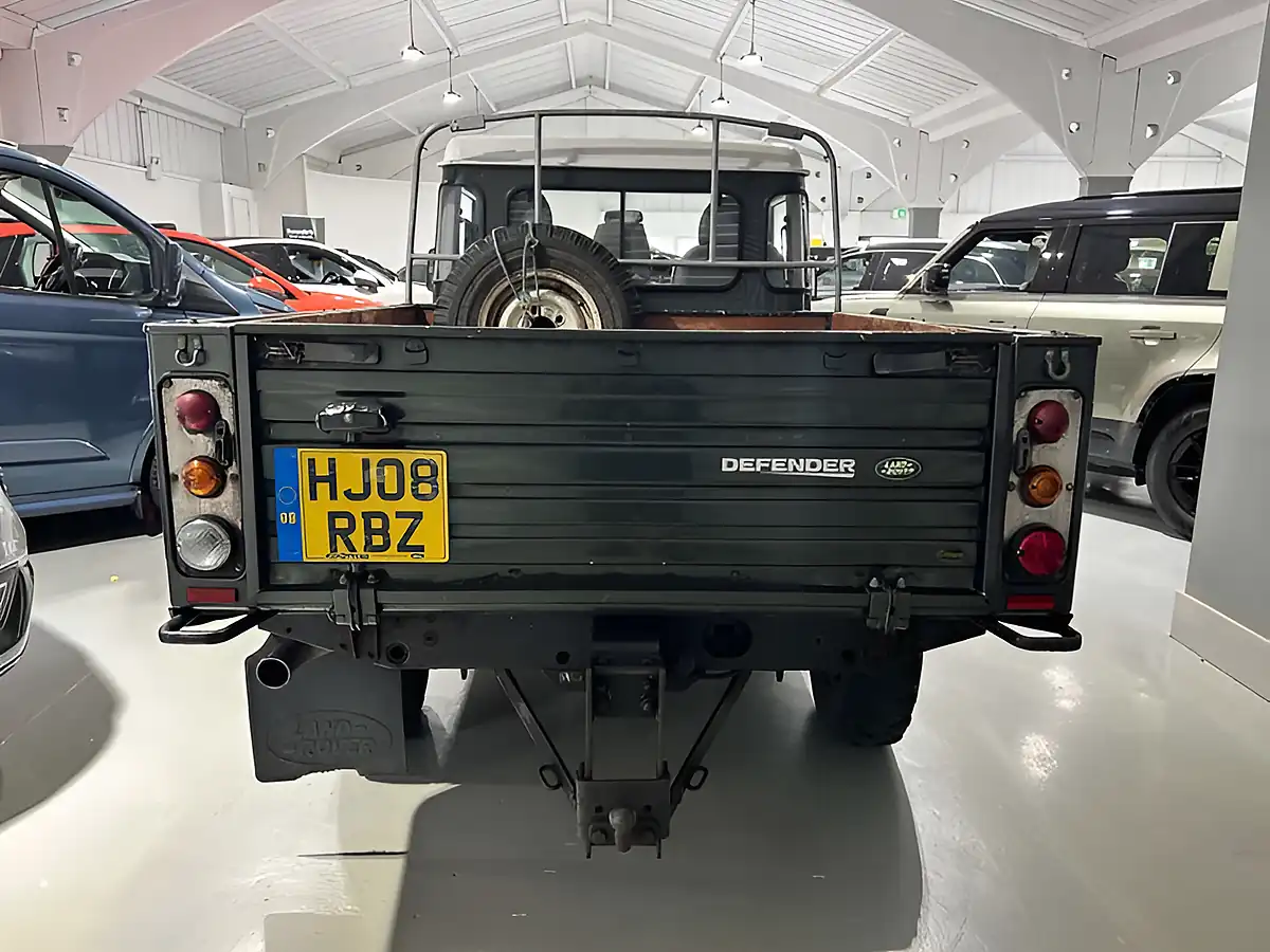Used 2008 Land Rover Defender 110 High Capacity Double Cab Pick Up 4WD Green - Interior and Exterior details 4