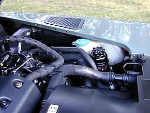 Used 2008 Land Rover Defender 90 Special Specification Green - Interior and Exterior details 19
