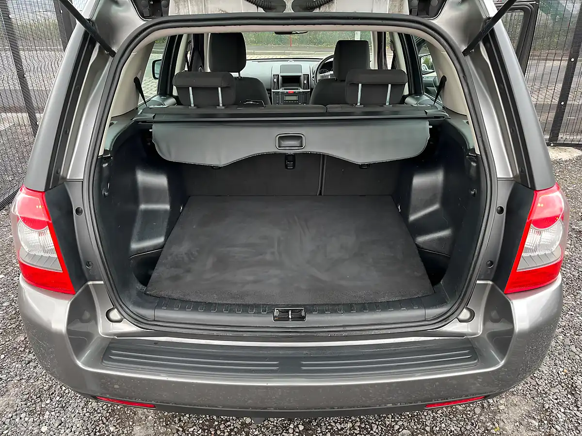 Used 2008 Land Rover Freelander 2 S Grey - Interior and Exterior details 11