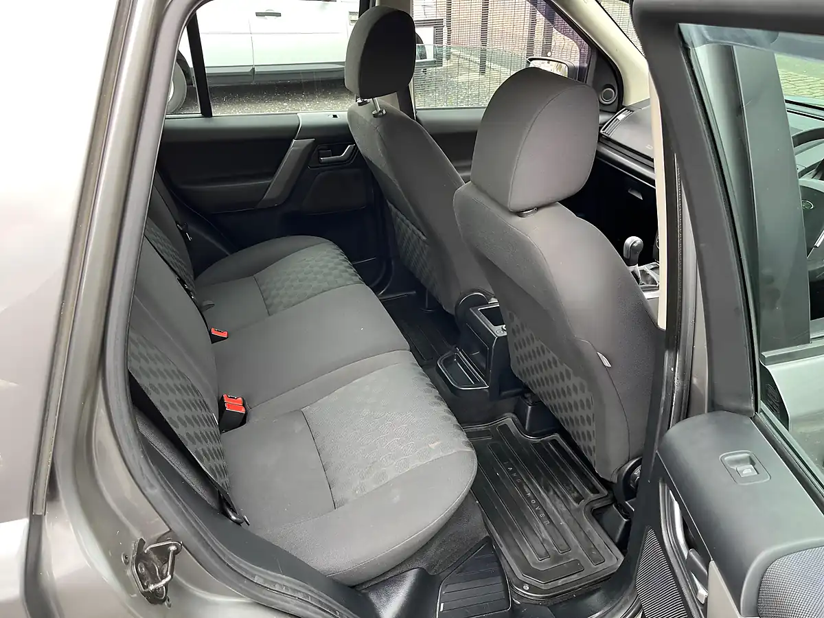Used 2008 Land Rover Freelander 2 S Grey - Interior and Exterior details 17