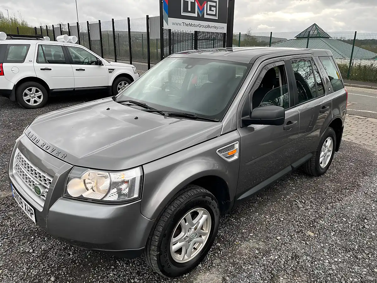 Used 2008 Land Rover Freelander 2 S Grey - Interior and Exterior details 6