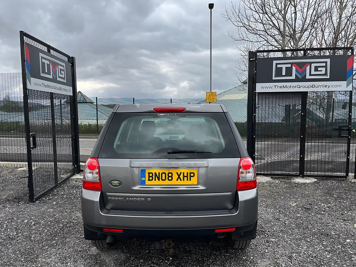 Used 2008 Land Rover Freelander 2 S Grey - Interior and Exterior details 8