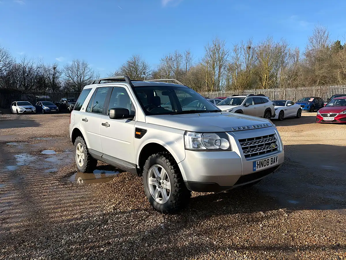 Used 2008 Land Rover Freelander 2 S Silver - Front View