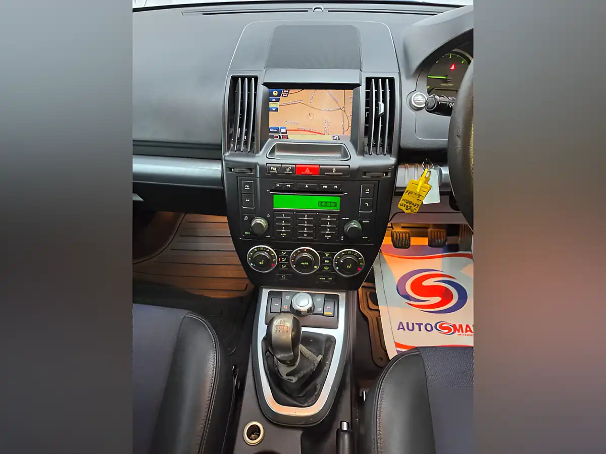 Used 2008 Land Rover Freelander 2 Se Silver - Interior and Exterior details 12