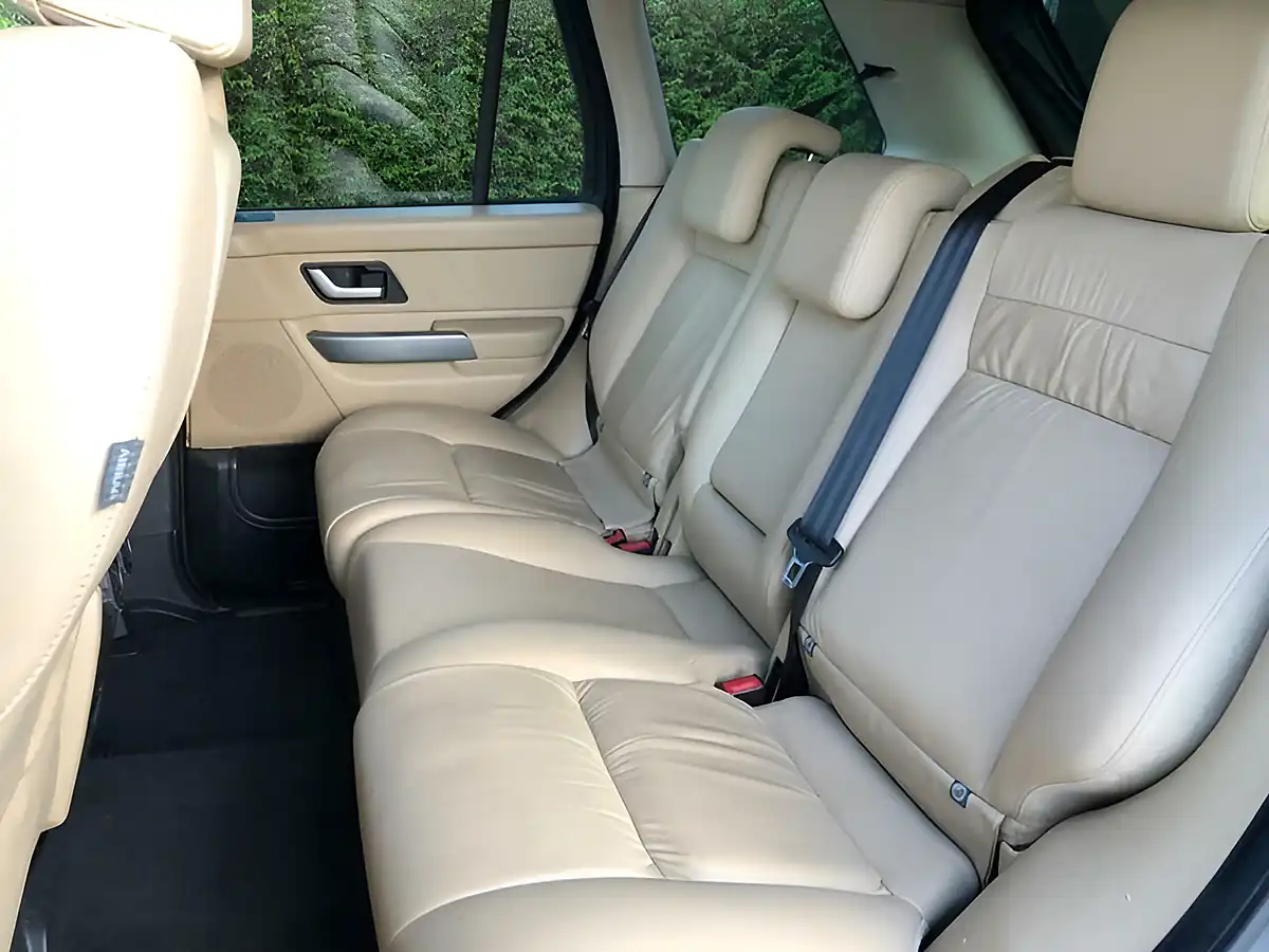 Used 2008 Land Rover Range Rover Sport Hse Grey - Interior and Exterior details 17