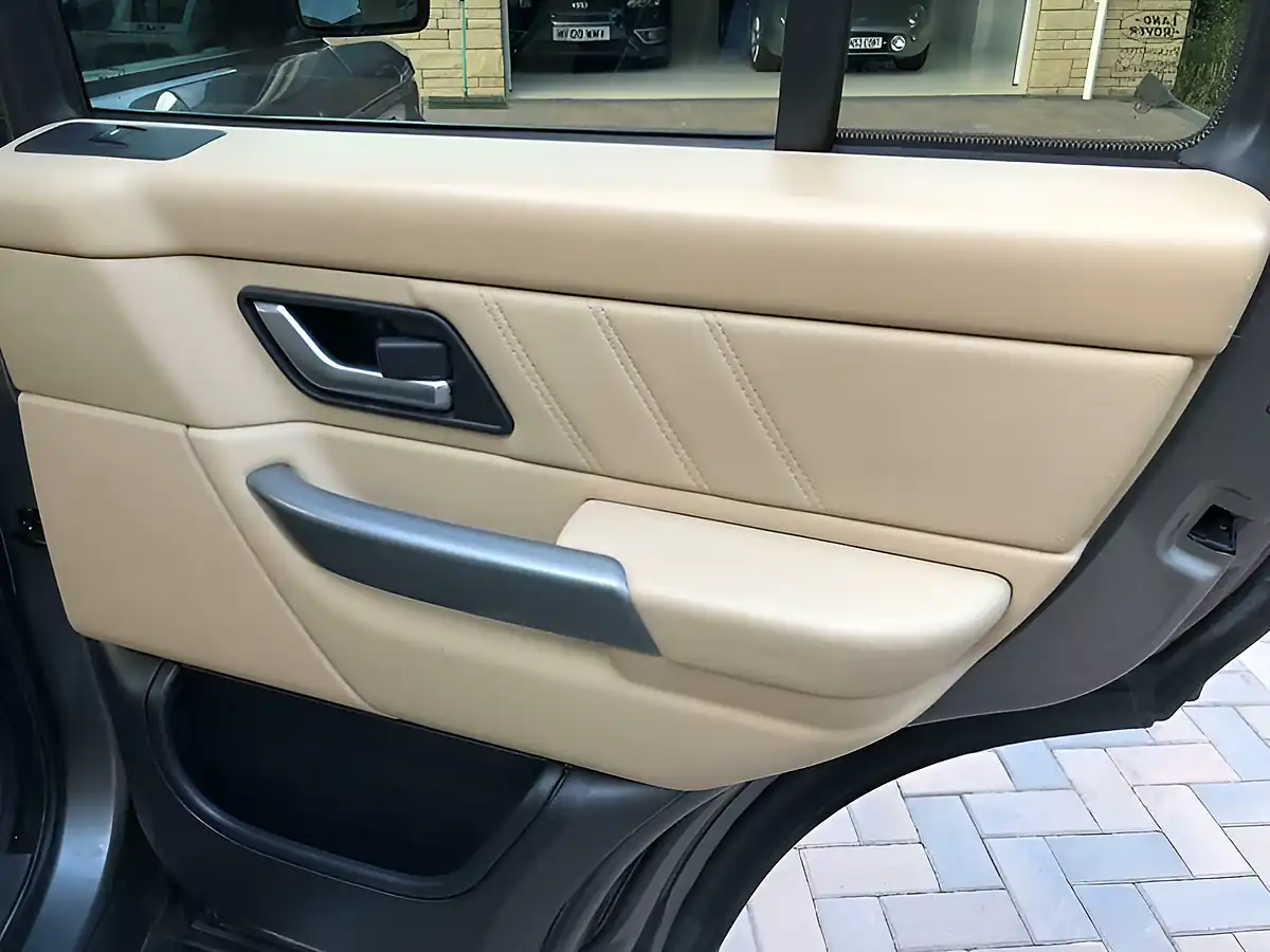 Used 2008 Land Rover Range Rover Sport Hse Grey - Interior and Exterior details 20