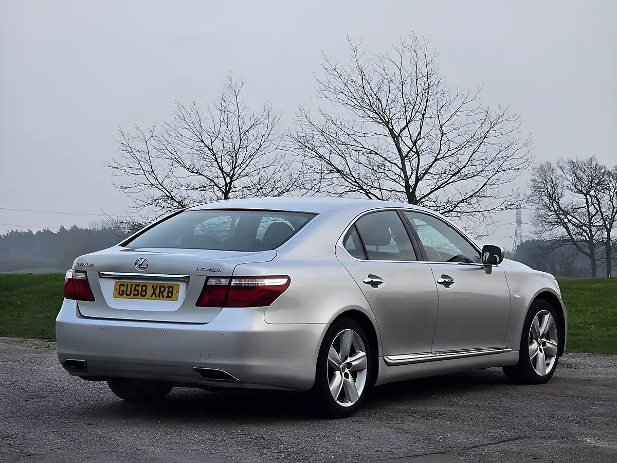 Used 2008 Lexus Ls Se-L Silver - Interior and Exterior details 7