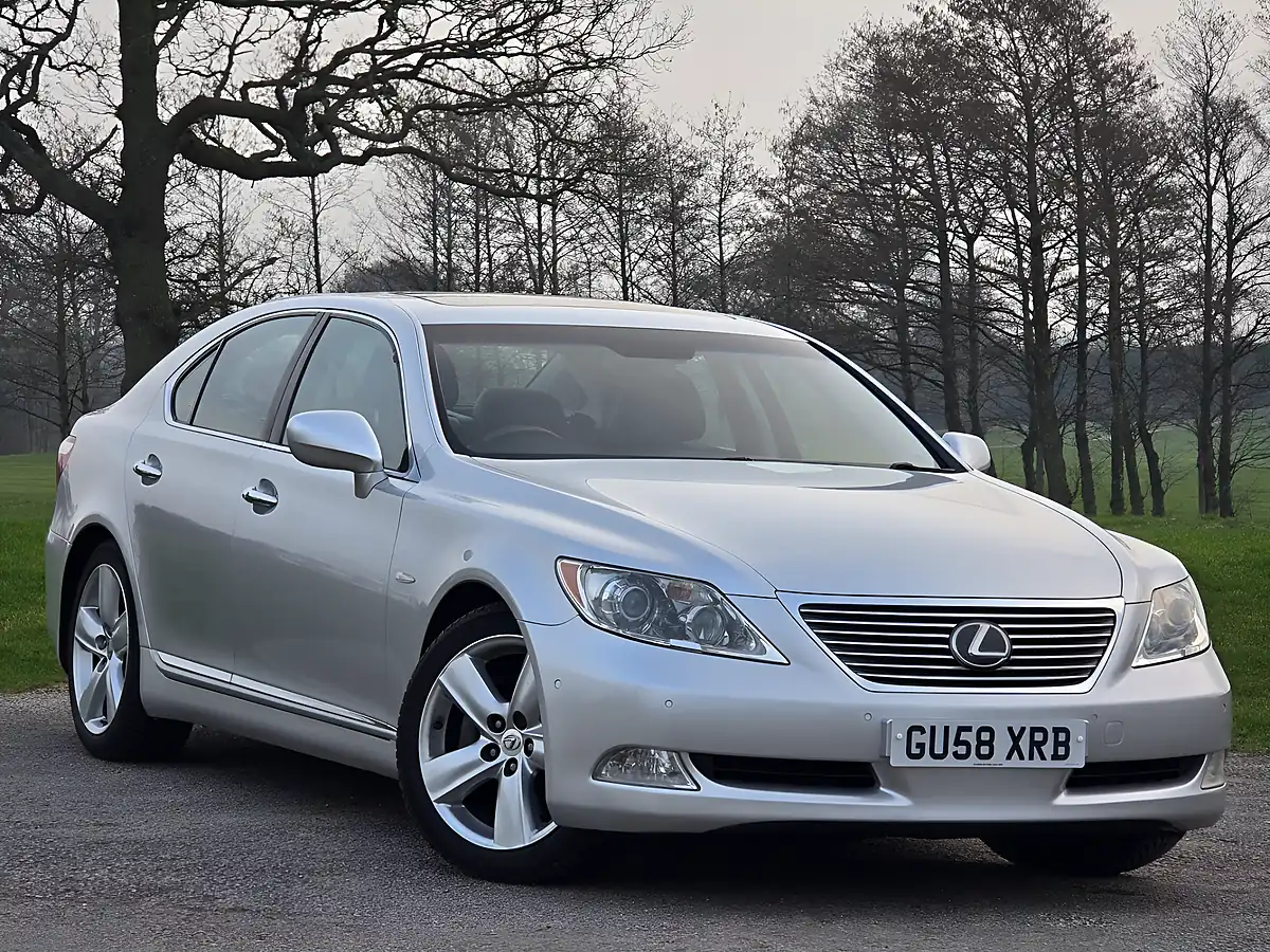 Used 2008 Lexus Ls Se-L Silver - Interior and Exterior details 9