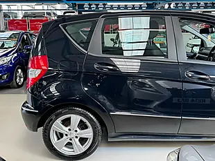 Used 2008 Mercedes-Benz a Class Avantgarde Se Black - Interior and Exterior details 16