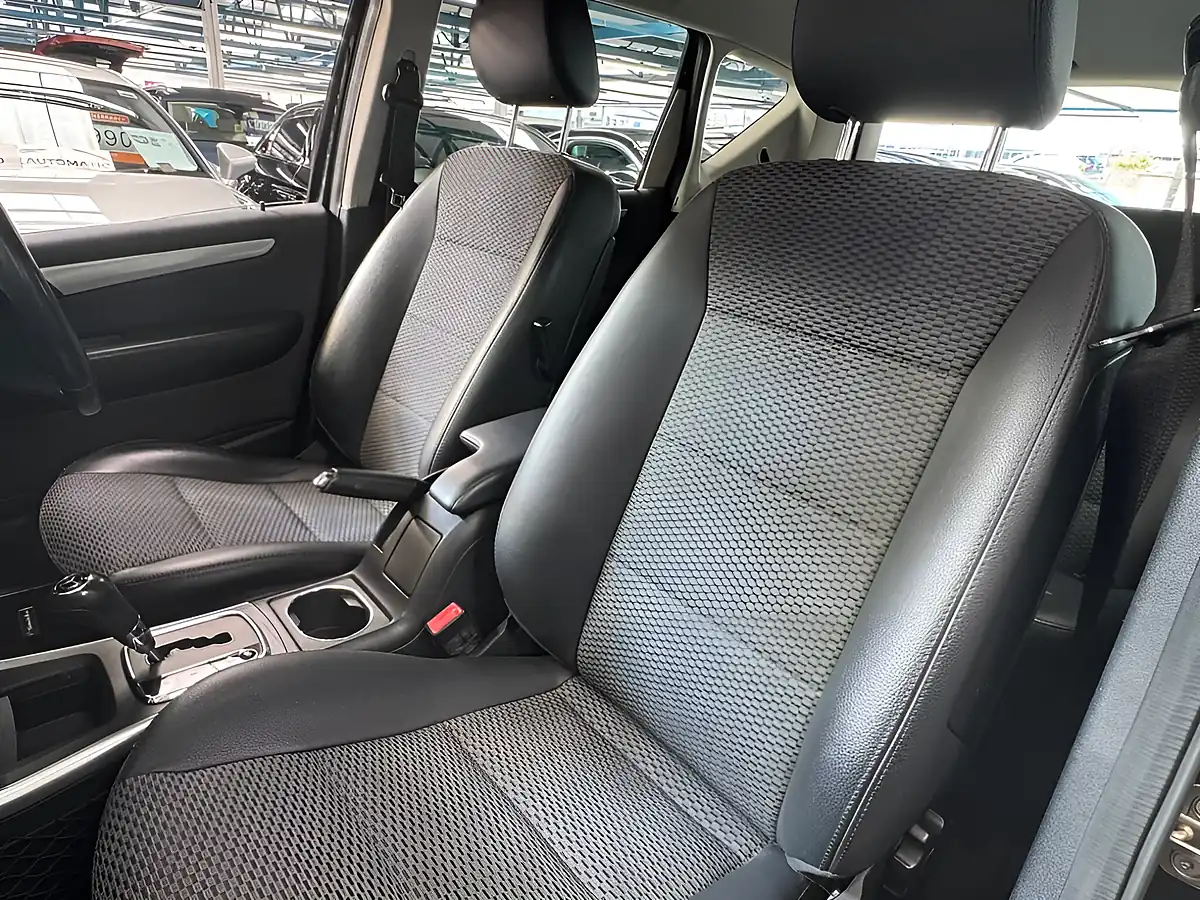 Used 2008 Mercedes-Benz a Class Avantgarde Se Black - Interior and Exterior details 19