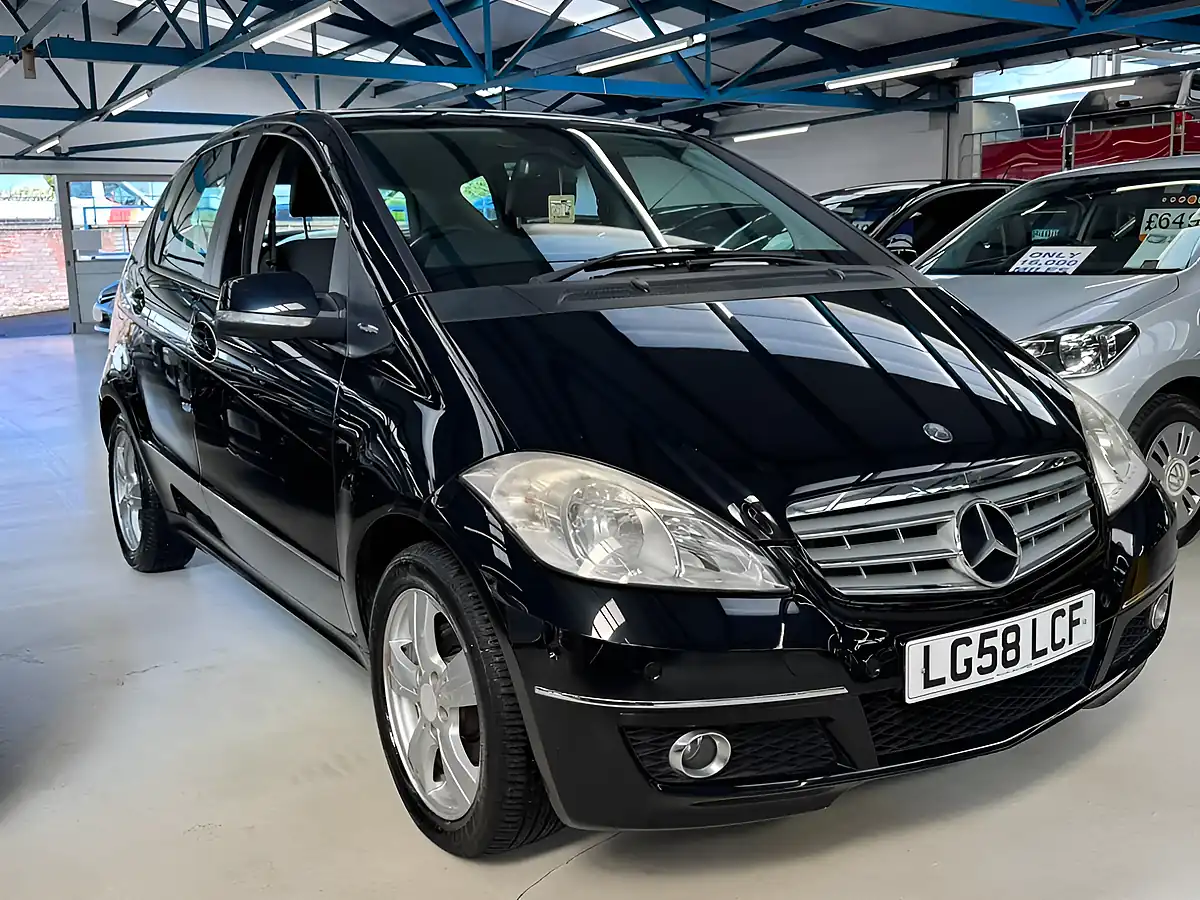 Used 2008 Mercedes-Benz a Class Avantgarde Se Black - Interior and Exterior details 7
