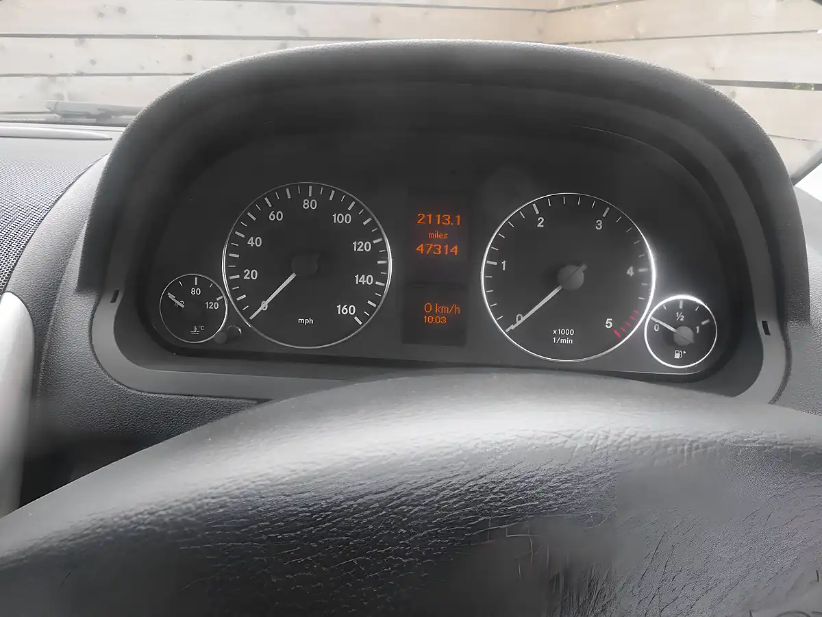 Used 2008 Mercedes-Benz a Class Avantgarde Se Polar Silver - Interior and Exterior details 10