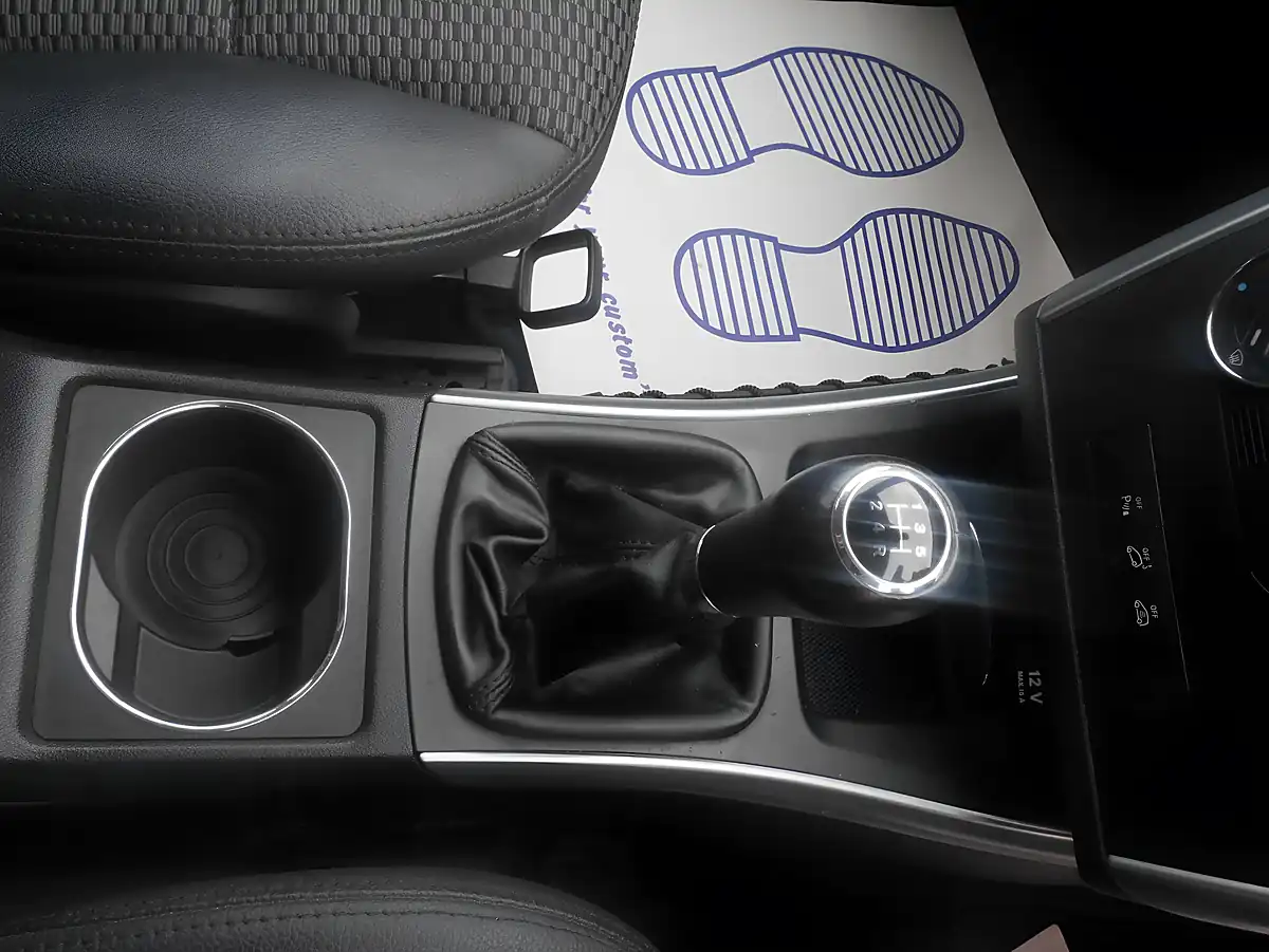 Used 2008 Mercedes-Benz a Class Avantgarde Se Polar Silver - Interior and Exterior details 12