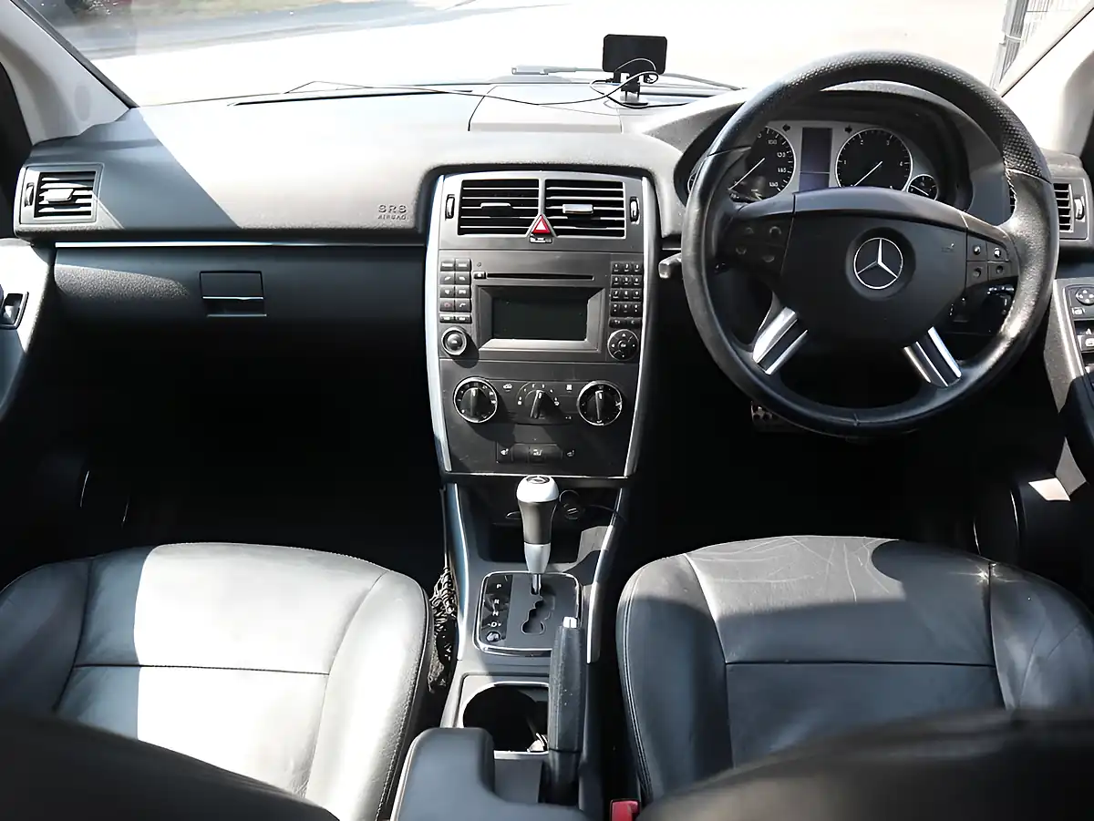 Used 2008 Mercedes-Benz B Class Sport Red - Interior and Exterior details 2