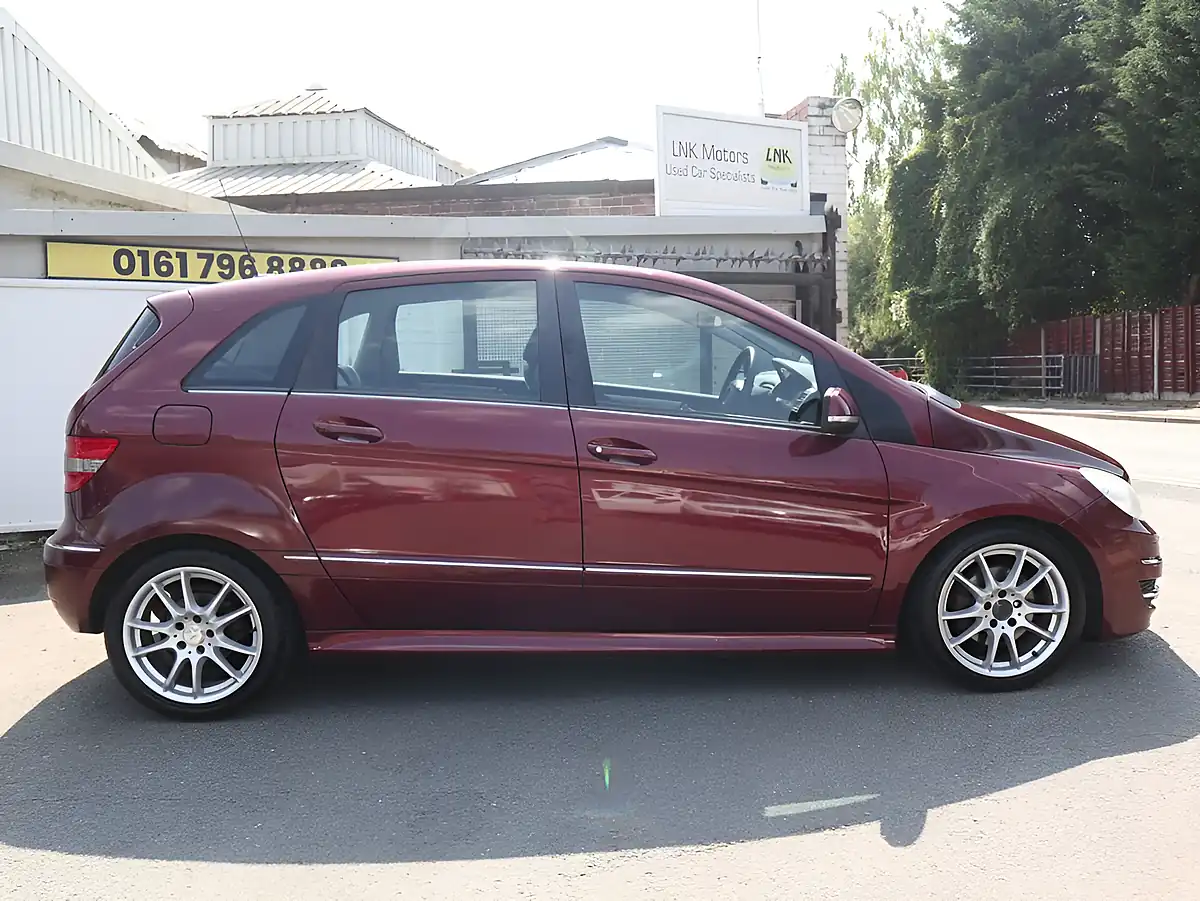 Used 2008 Mercedes-Benz B Class Sport Red - Interior and Exterior details 3
