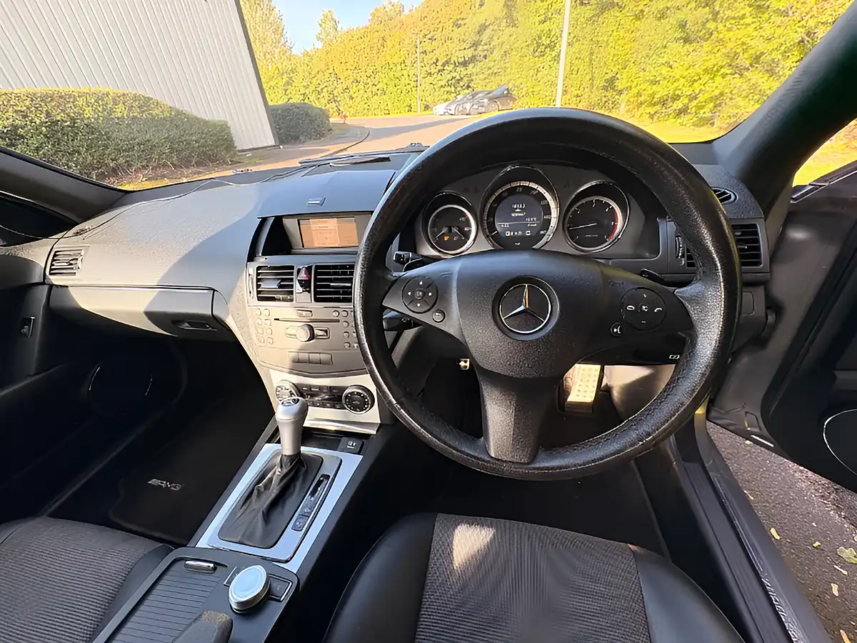 Used 2008 Mercedes-Benz C Class Sport Silver - Interior and Exterior details 10