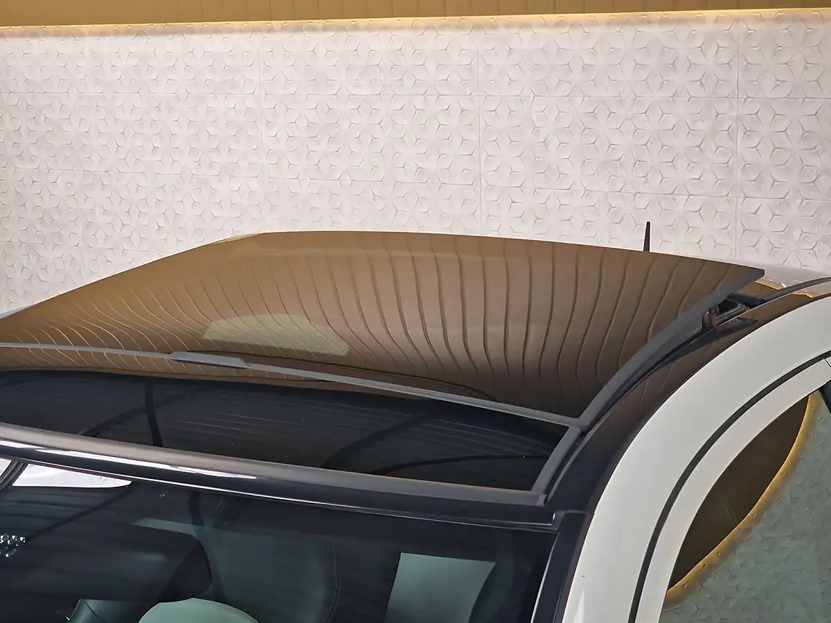 Used 2008 Mercedes-Benz Clc Class Sport Calcite White - Interior and Exterior details 12