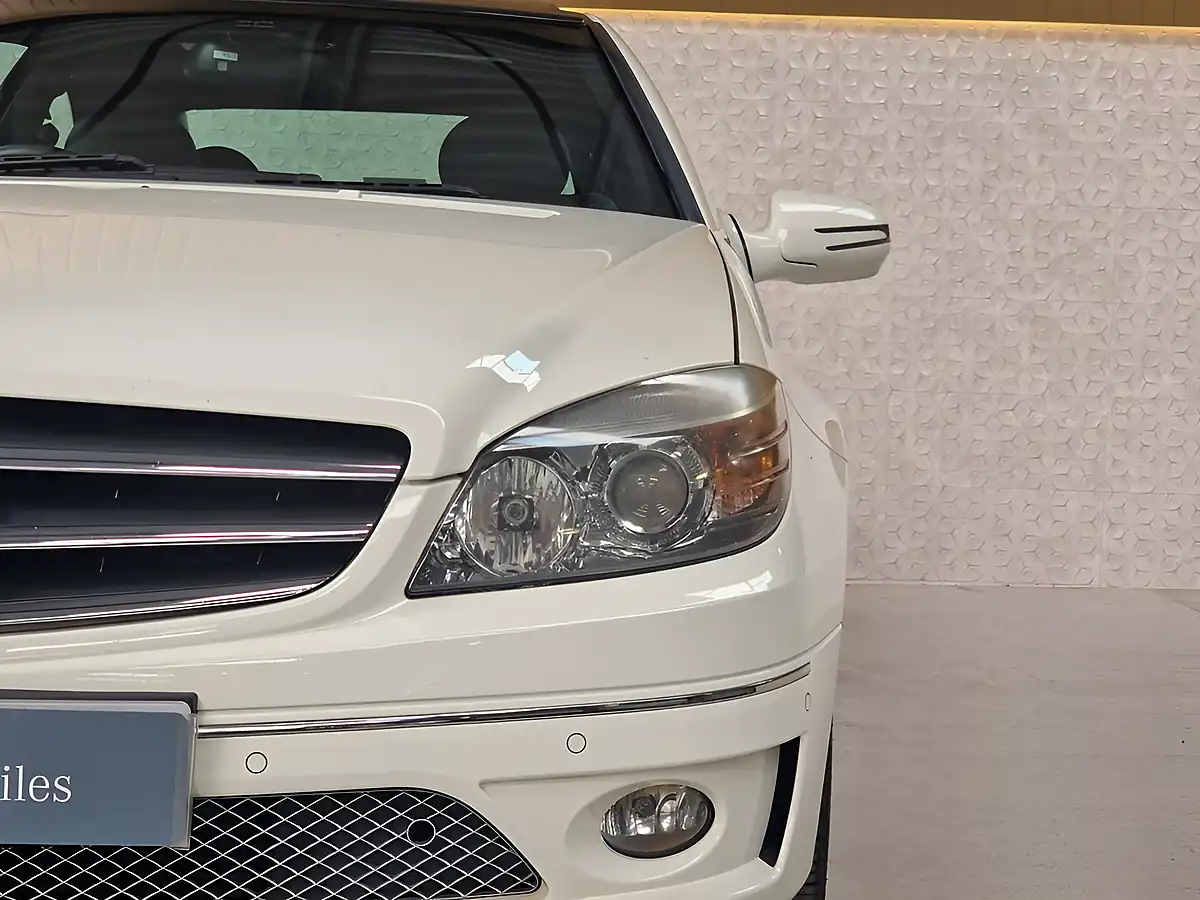 Used 2008 Mercedes-Benz Clc Class Sport Calcite White - Interior and Exterior details 8