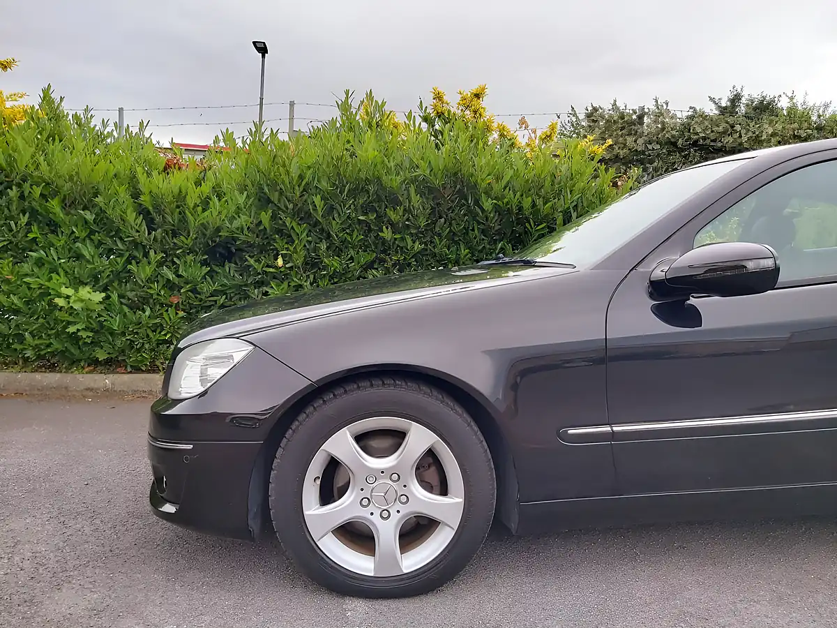 Used 2008 Mercedes-Benz Clc Se Obsidian Black - Interior and Exterior details 11