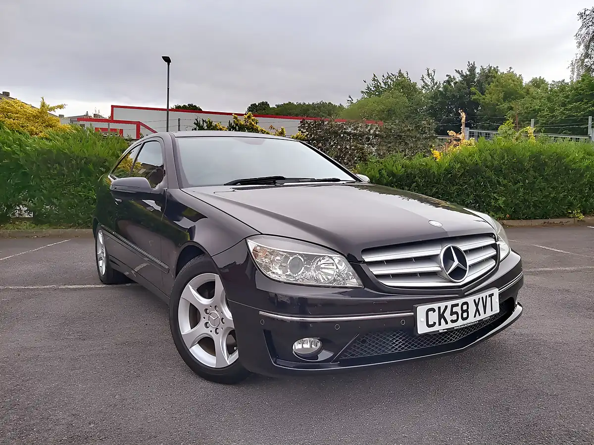 Used 2008 Mercedes-Benz Clc Se Obsidian Black - Interior and Exterior details 16