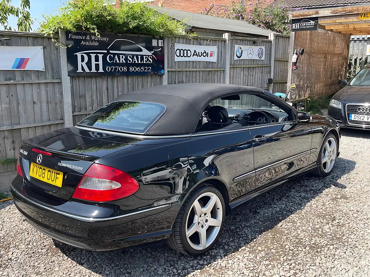 Used 2008 Mercedes-Benz Clk Sport Cabriolet Black - Interior and Exterior details 8