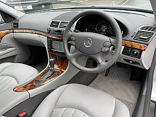 Used 2008 Mercedes-Benz E Class Elegance Bright Silver Metallic - Interior and Exterior details 10