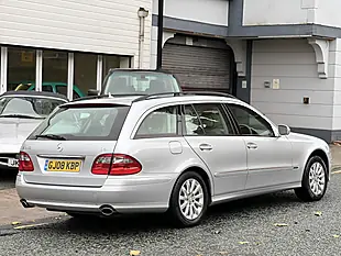 Used 2008 Mercedes-Benz E Class Elegance Bright Silver Metallic - Interior and Exterior details 3
