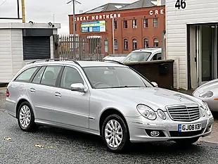 Used 2008 Mercedes-Benz E Class Elegance Bright Silver Metallic - Interior and Exterior details 5