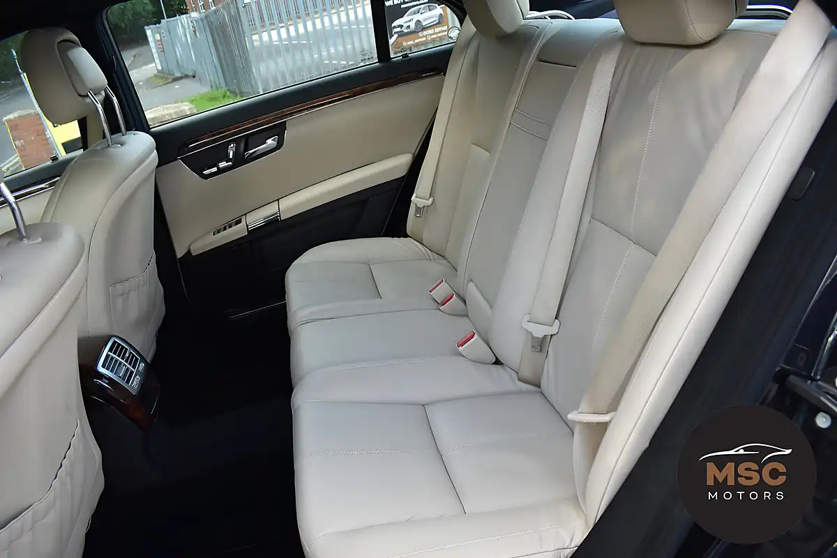 Used 2008 Mercedes-Benz S Class S320 Black - Interior and Exterior details 16