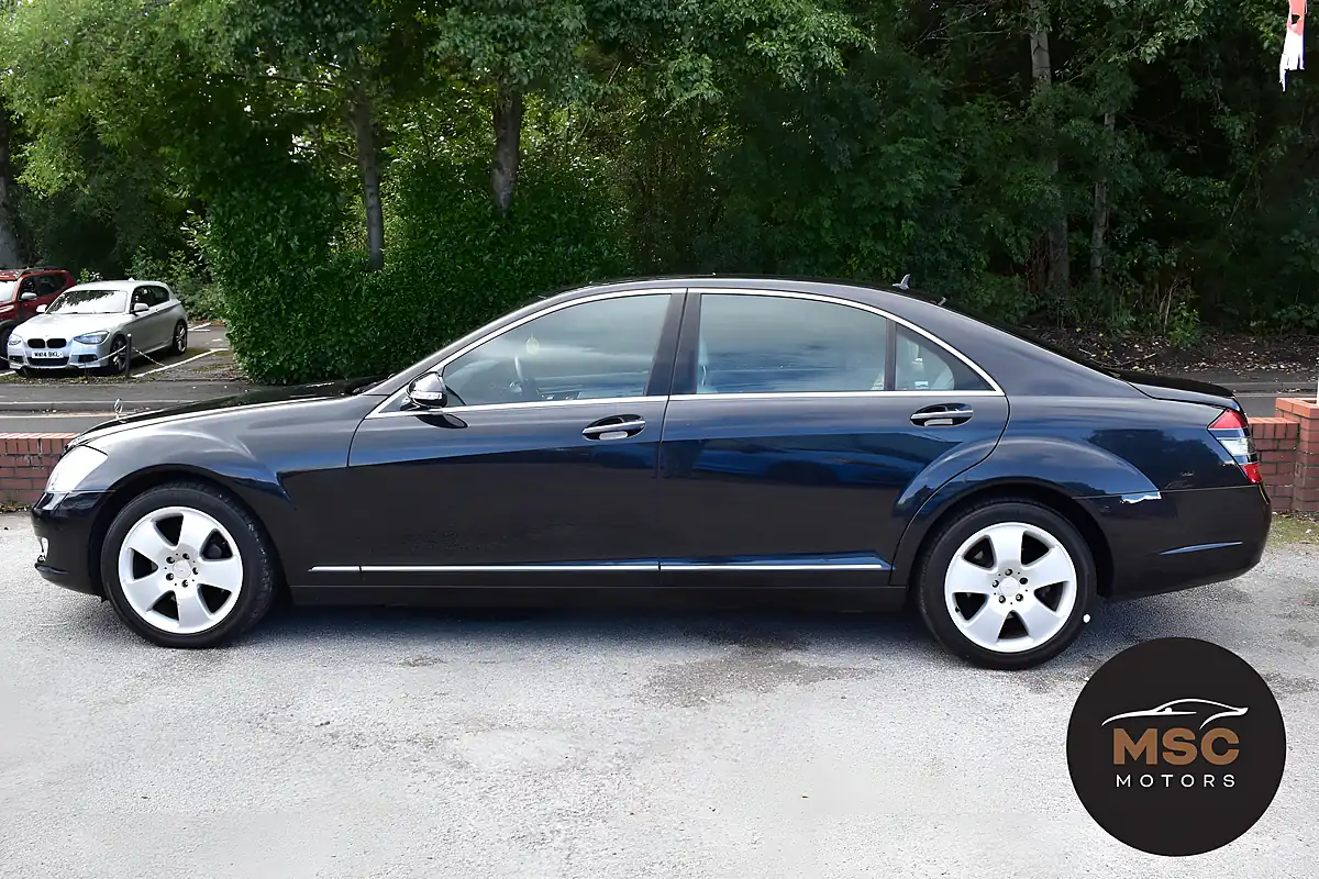 Used 2008 Mercedes-Benz S Class S320 Black - Interior and Exterior details 9