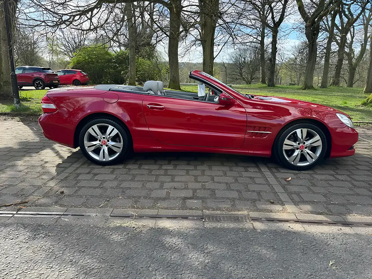 Used 2008 Mercedes-Benz Sl Convertible Red - Interior and Exterior details 5