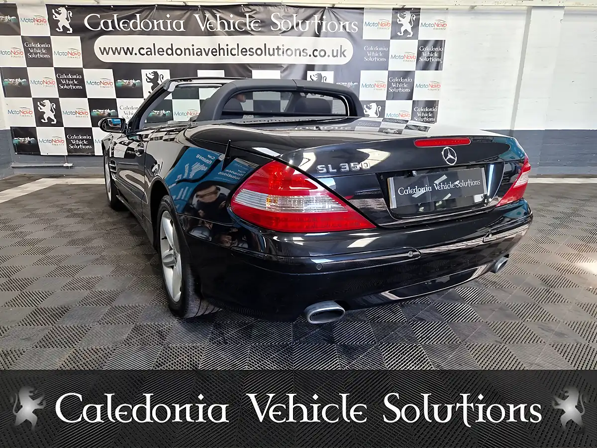 Used 2008 Mercedes-Benz Sl SL350 Black - Interior and Exterior details 3