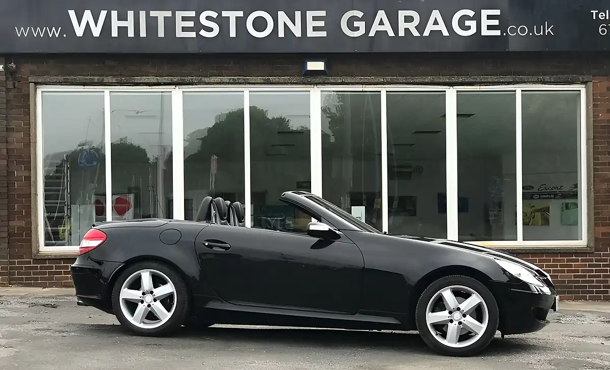 Used 2008 Mercedes-Benz Slk Convertible Black - Interior and Exterior details 3