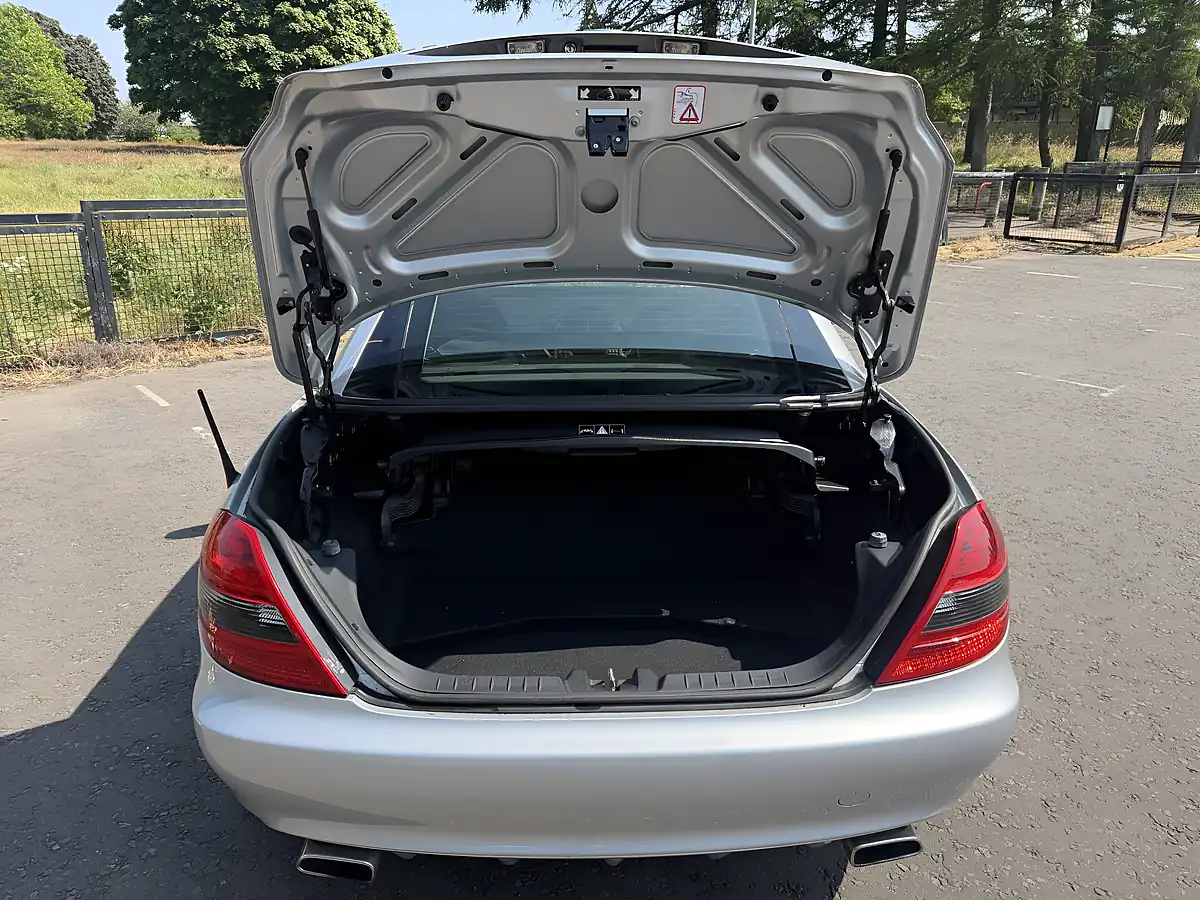 Used 2008 Mercedes-Benz Slk Convertible Silver - Interior and Exterior details 13